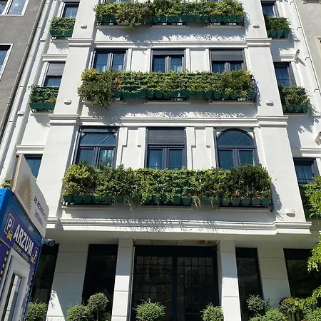 Ab Residences -cihangir Luxury Sapphire Apartment Istanbul